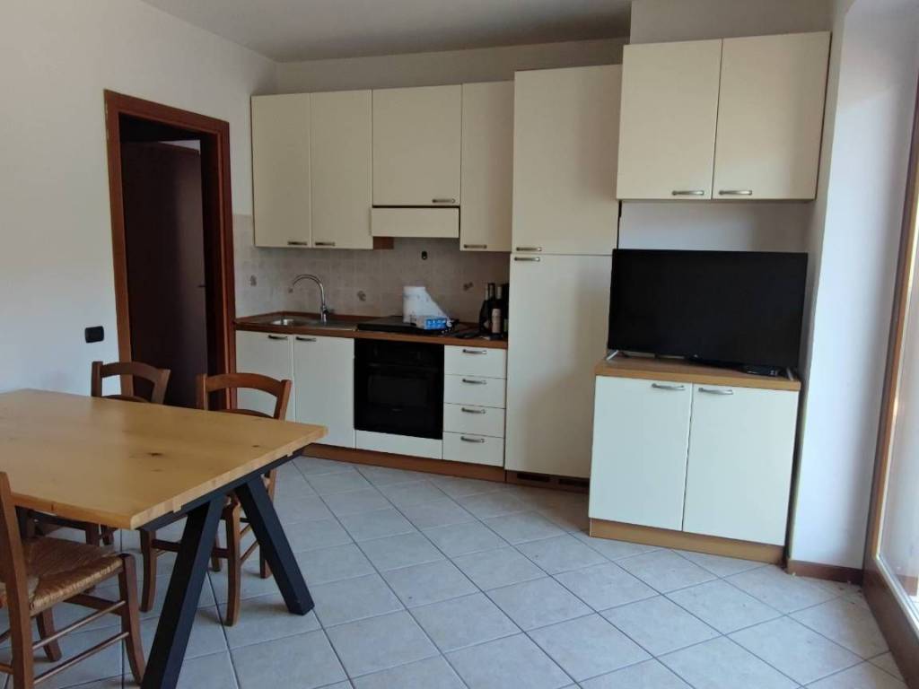 Appartamento a Brienno in Via Villaggio Primavera, 16 - Foto 2