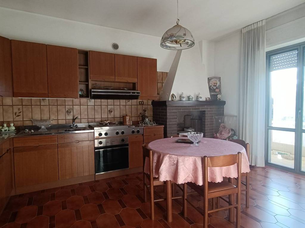 Villa a Montecosaro in Via Bologna - Foto 3