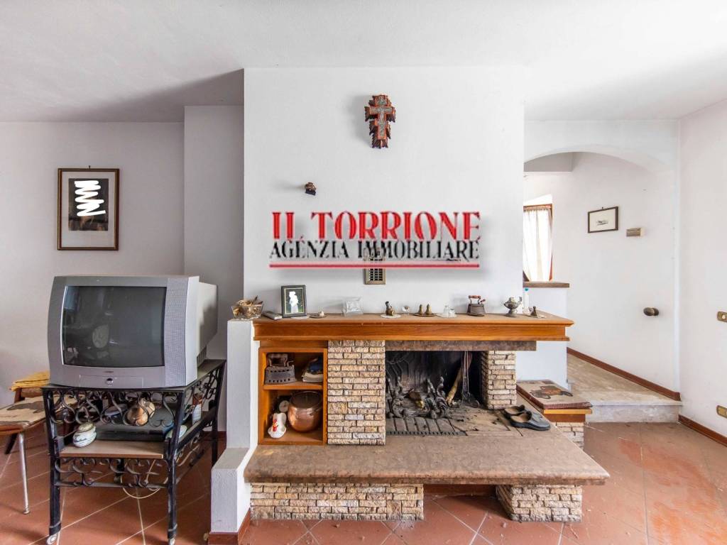 Casa indipendente a Pescia in Via di Montecarlo - Foto 3