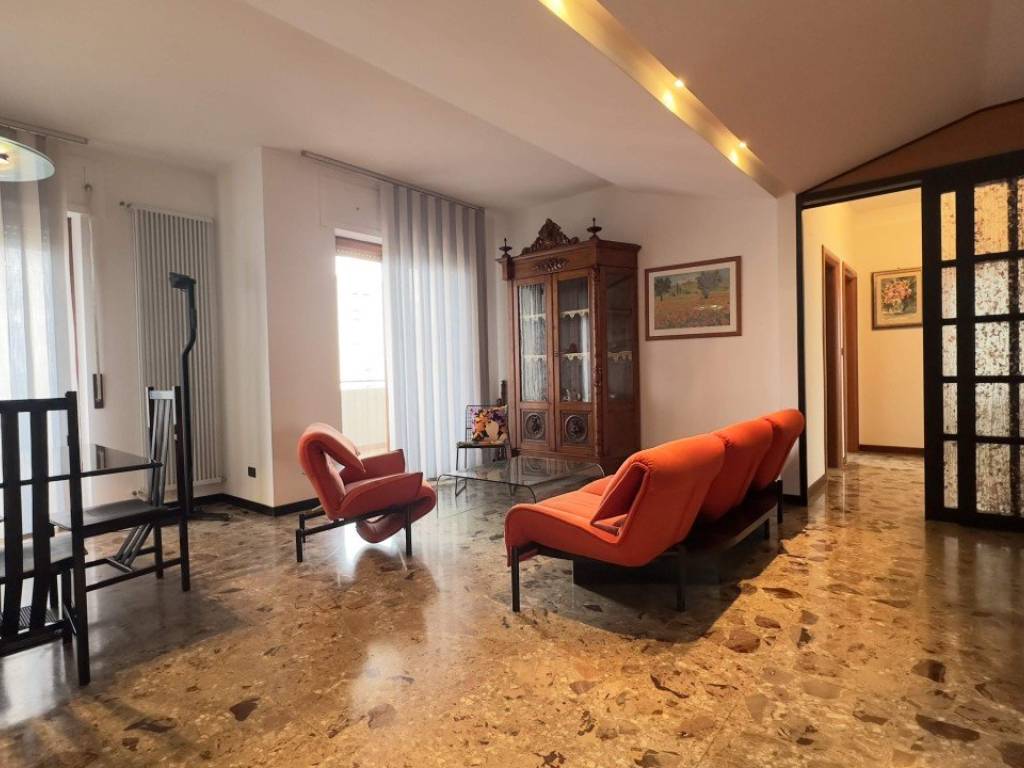 Appartamento a Taranto in Viale Trentino, 102 - Foto 3