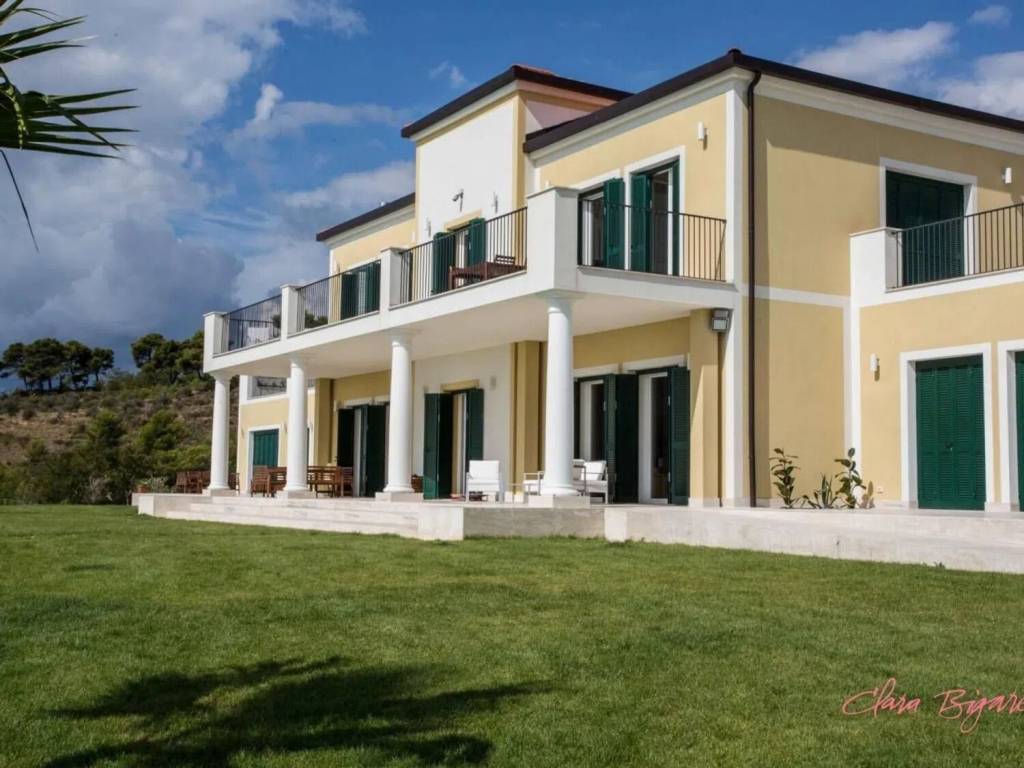 Villa a Cipressa in Strada Antica Torre S.N.C. - Foto 2