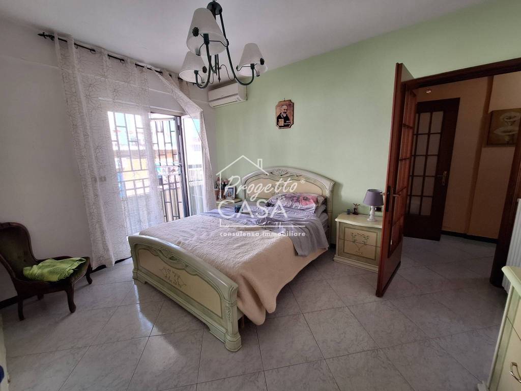 Appartamento a Napoli in Via Angelo Camillo De Meis, 316 - Foto 4
