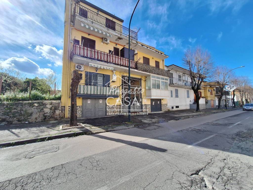 Appartamento a Napoli in Via Angelo Camillo De Meis, 316 - Foto 5