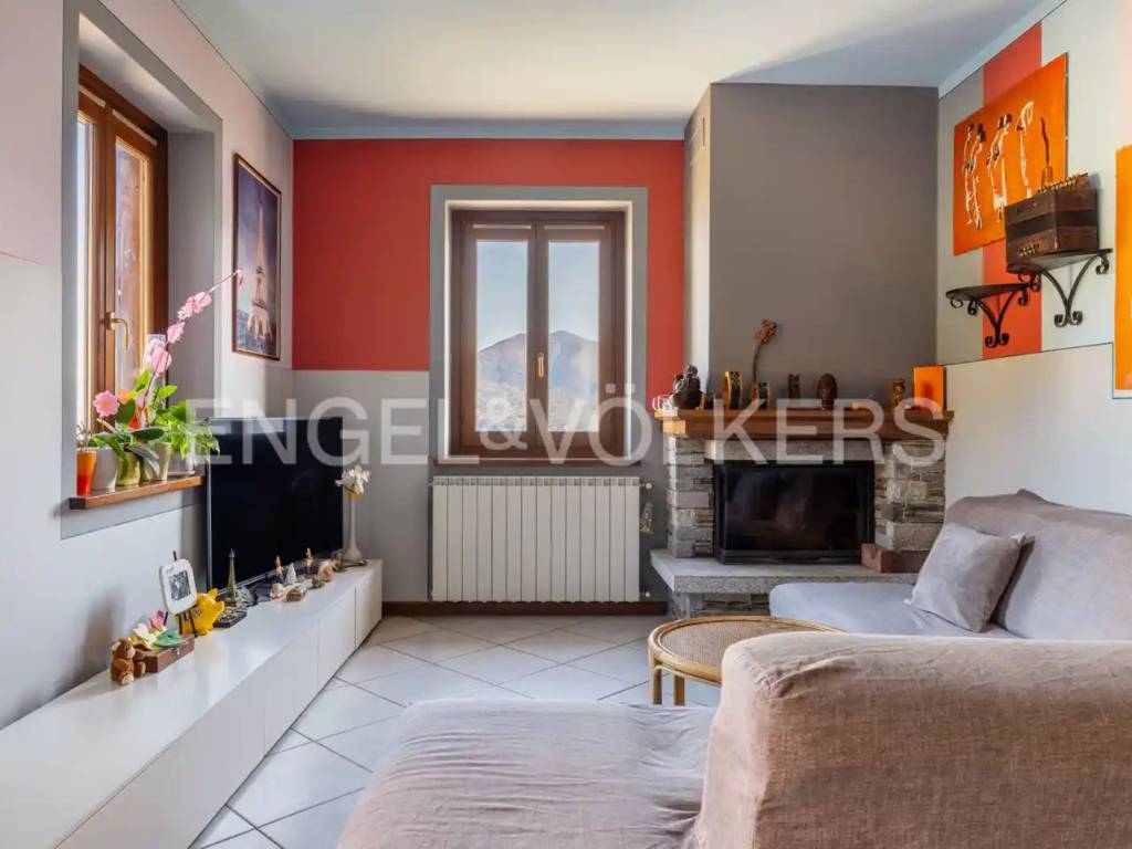 Villa a Oggebbio in Strada Antonio Manzi, 92 - Foto 3