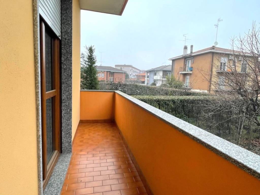 Appartamento a Novara in Via Isaac Newton - Foto 3