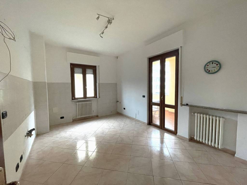 Appartamento a Novara in Via Isaac Newton - Foto 4