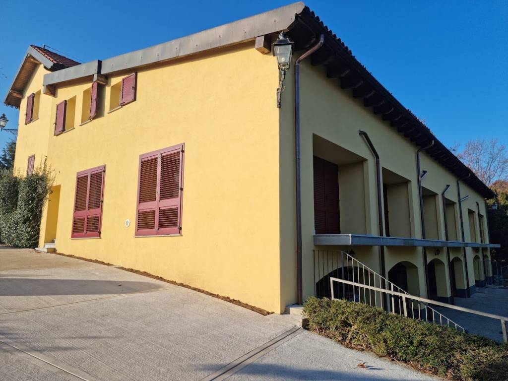 Appartamento a Carnago in via Giuseppe Garibaldi - Foto 5