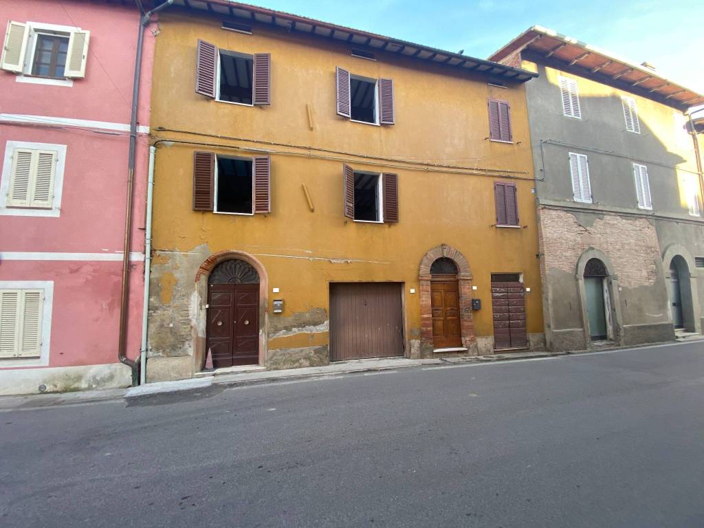 Casa indipendente a Castiglione del lago in Via Giuseppe Garibaldi-Gioiella, 78 - Foto 3