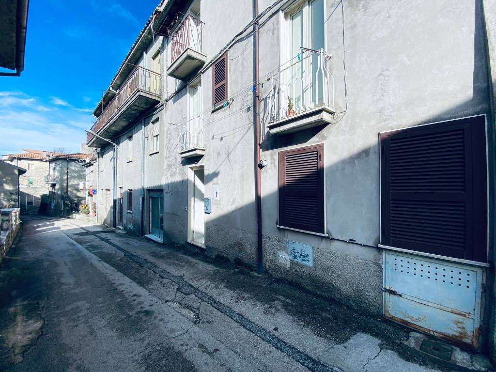 Appartamento a Longone sabino in Via dell'Immagine - Foto 3