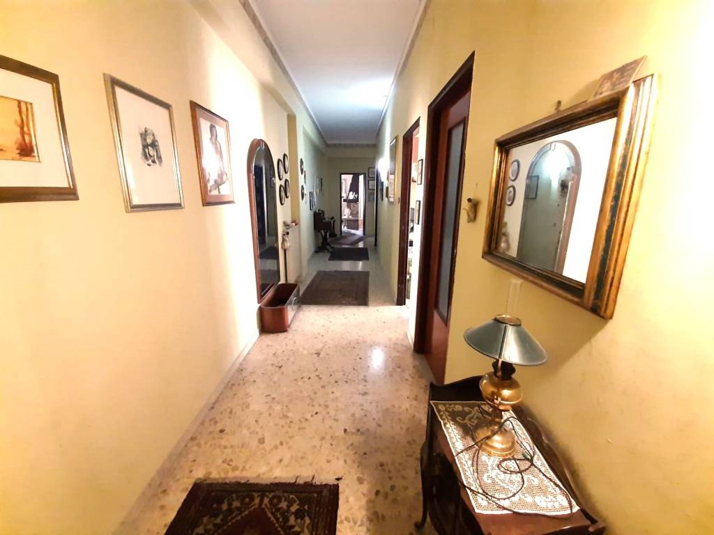 Appartamento a Lamezia terme in Viale 1 Maggio, 23 - Foto 3