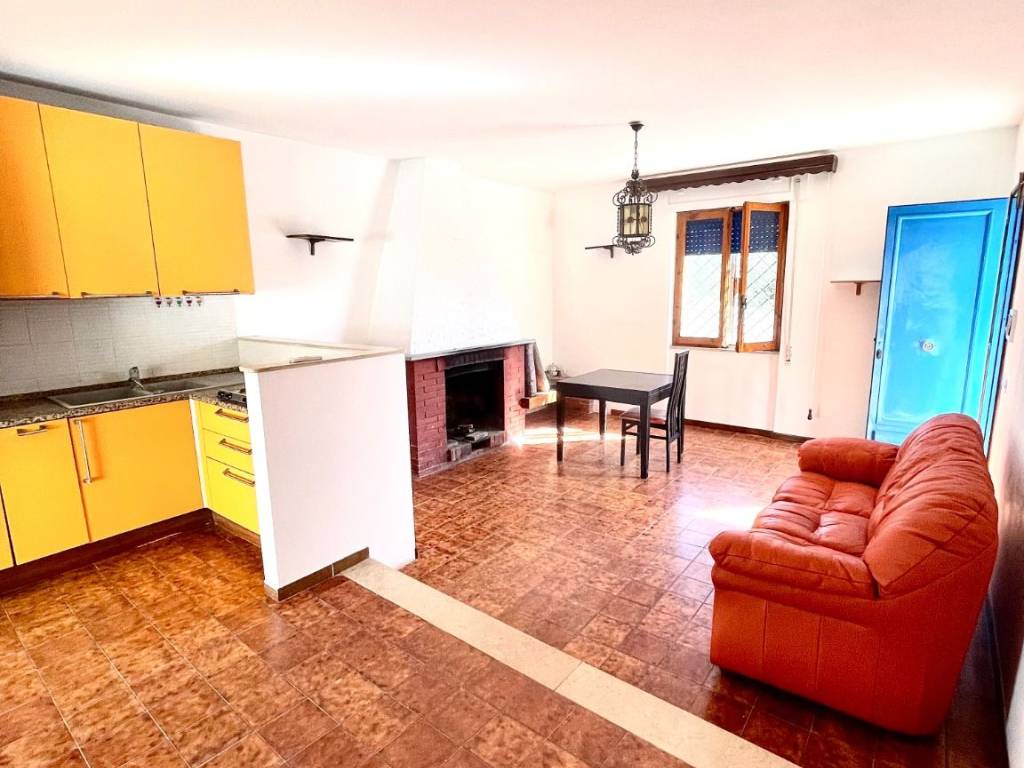 Villa a Terracina in Via del Biancospino - Foto 2