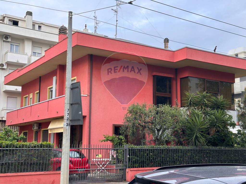 Casa indipendente a Riccione in Viale Cimarosa - Foto 4