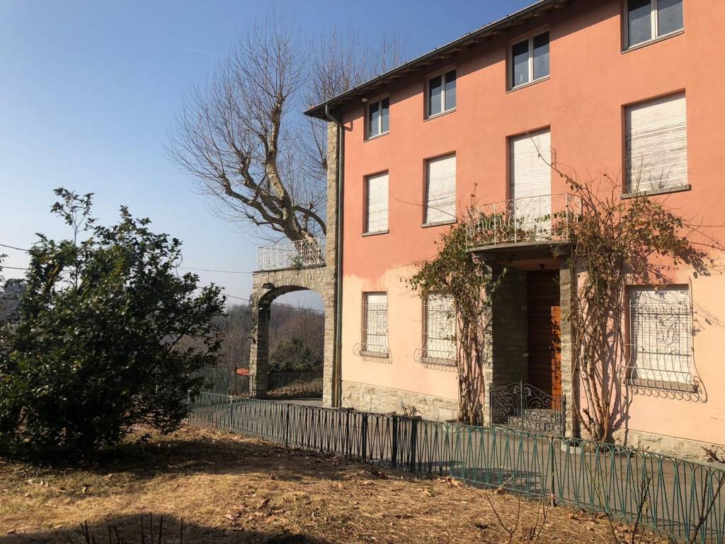 Palazzo / stabile a Galbiate in Via Lecco - Foto 2