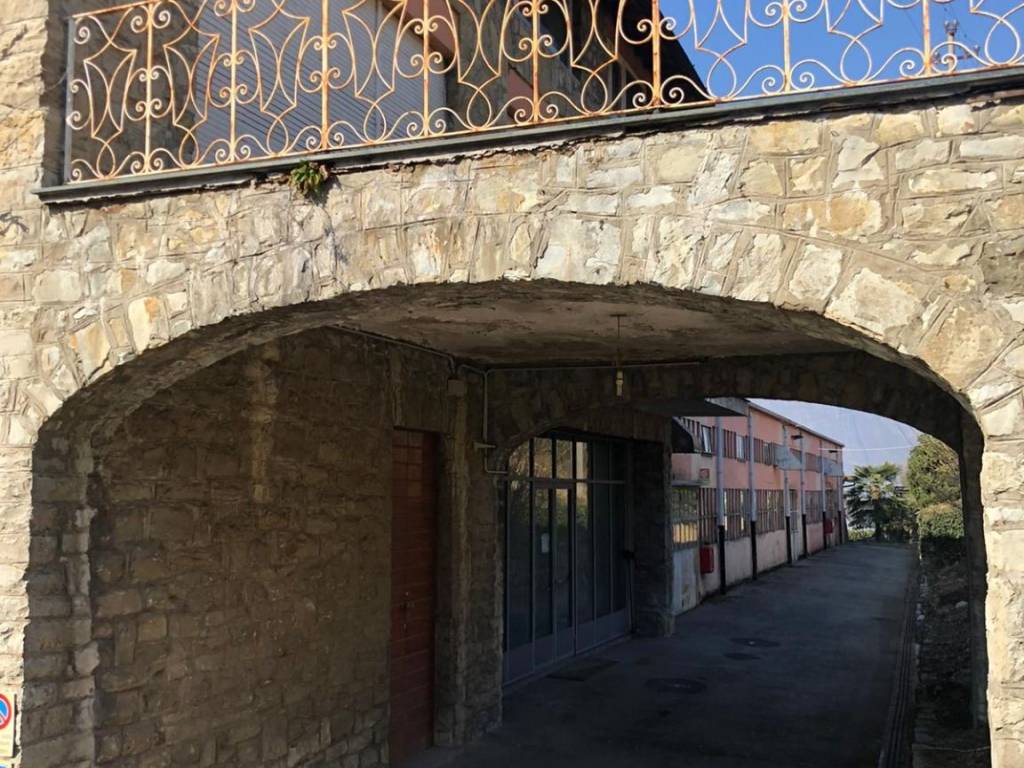 Palazzo / stabile a Galbiate in Via Lecco - Foto 3