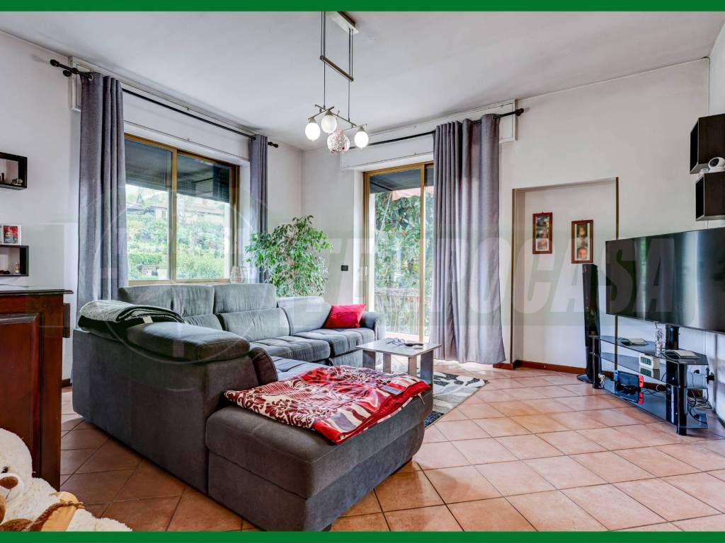 Appartamento a Gavirate in Via dei Fiordalisi - Foto 5
