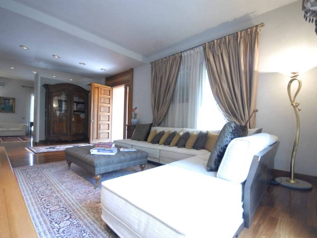 Villa a Quarrata in Via Lucciano - Foto 3