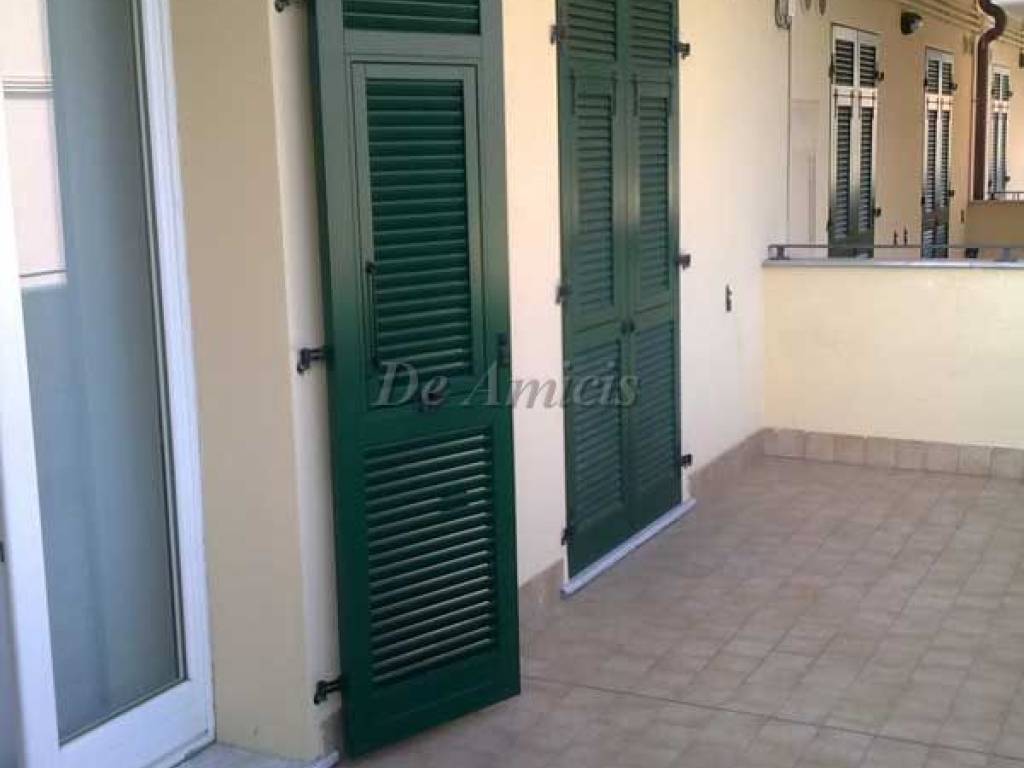 Appartamento a Imperia in Via Gabriele D'Annunzio - Foto 2