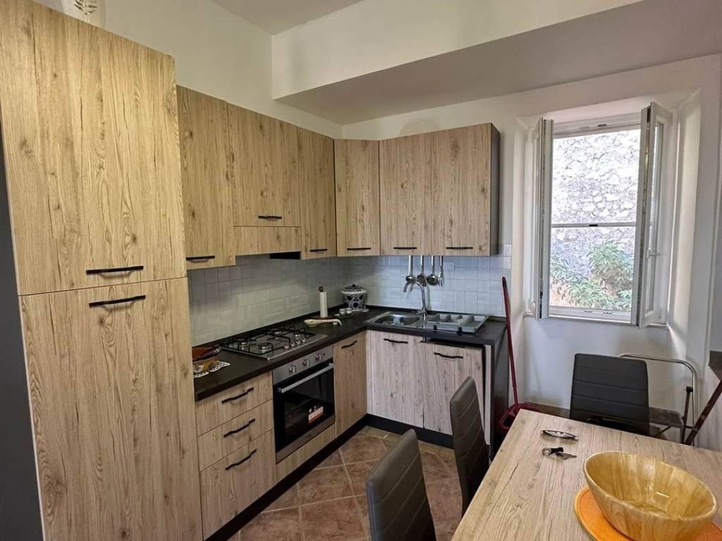 Appartamento a Sermoneta in Via della Valle - Foto 2