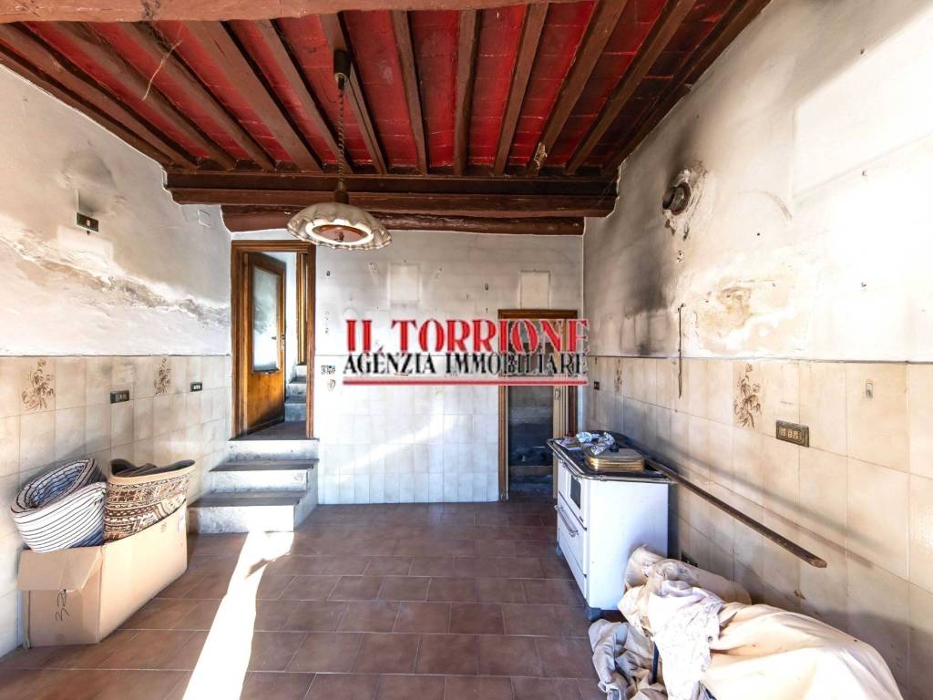 Casa indipendente a Pescia in Via Val di Torbola - Foto 4
