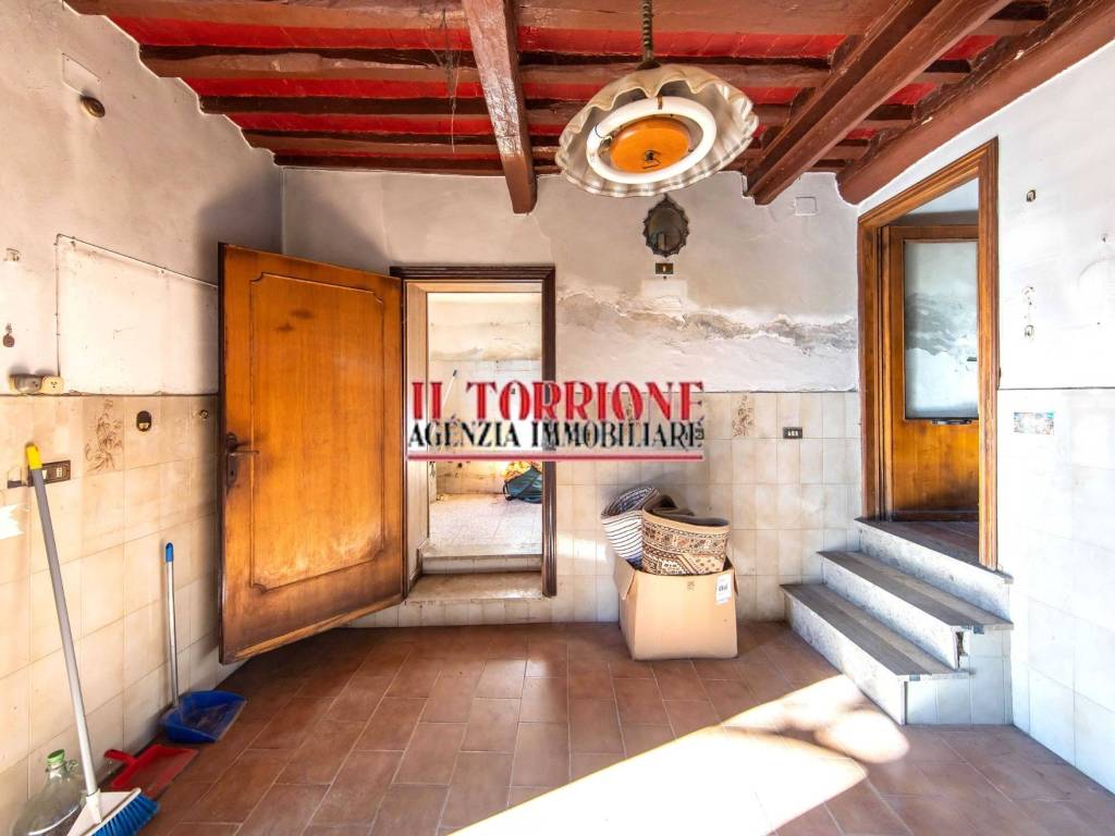 Casa indipendente a Pescia in Via Val di Torbola - Foto 5