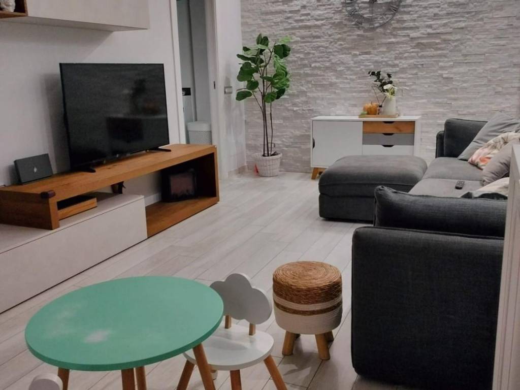 Appartamento a Carlentini in Via Dante Alighieri - Foto 2