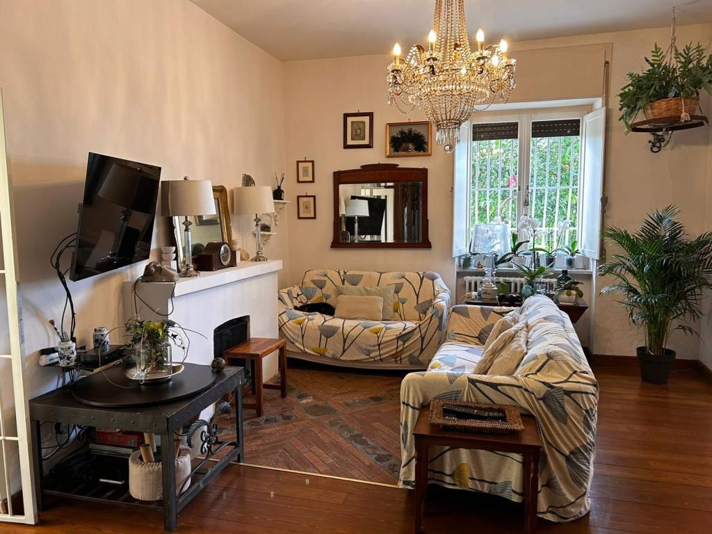Villa a Salerno in Via della Sanginella, 24 - Foto 4