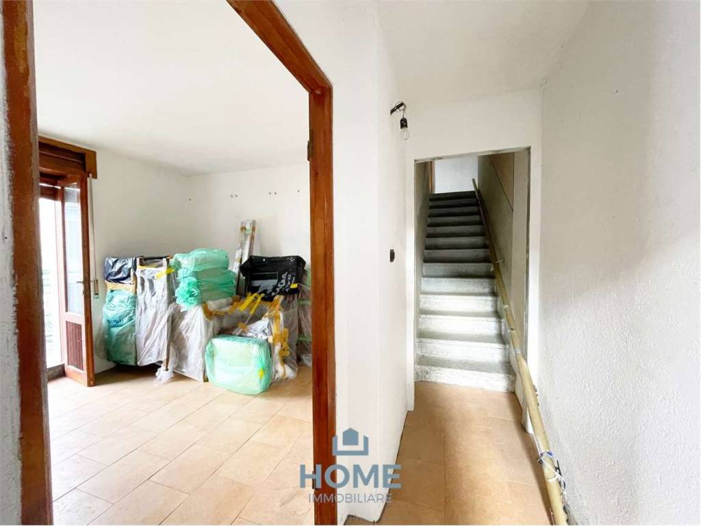 Casa indipendente a Verceia in Via Villa, 21 - Foto 2