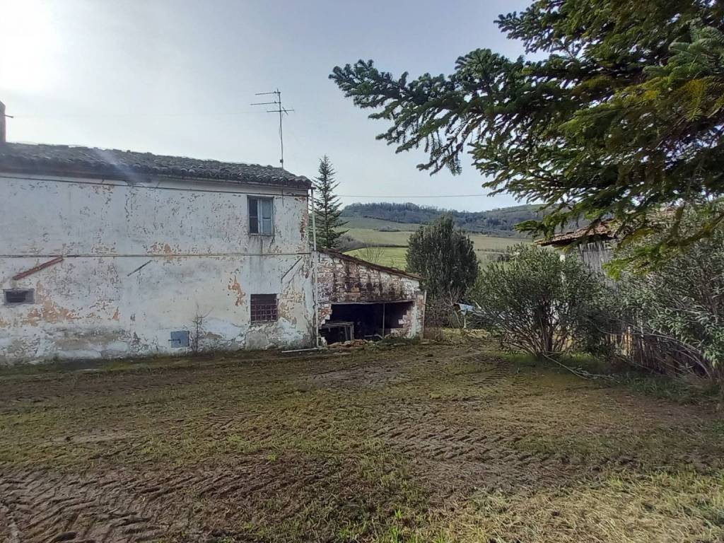 Casa indipendente a Poggio san marcello - Foto 4
