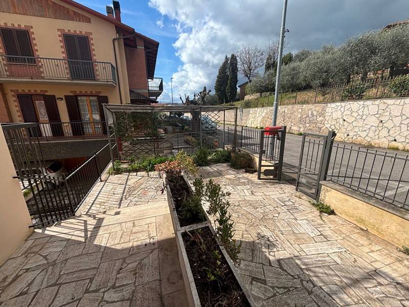 Appartamento a Chiusi in Via Poggio Gallina - Foto 5