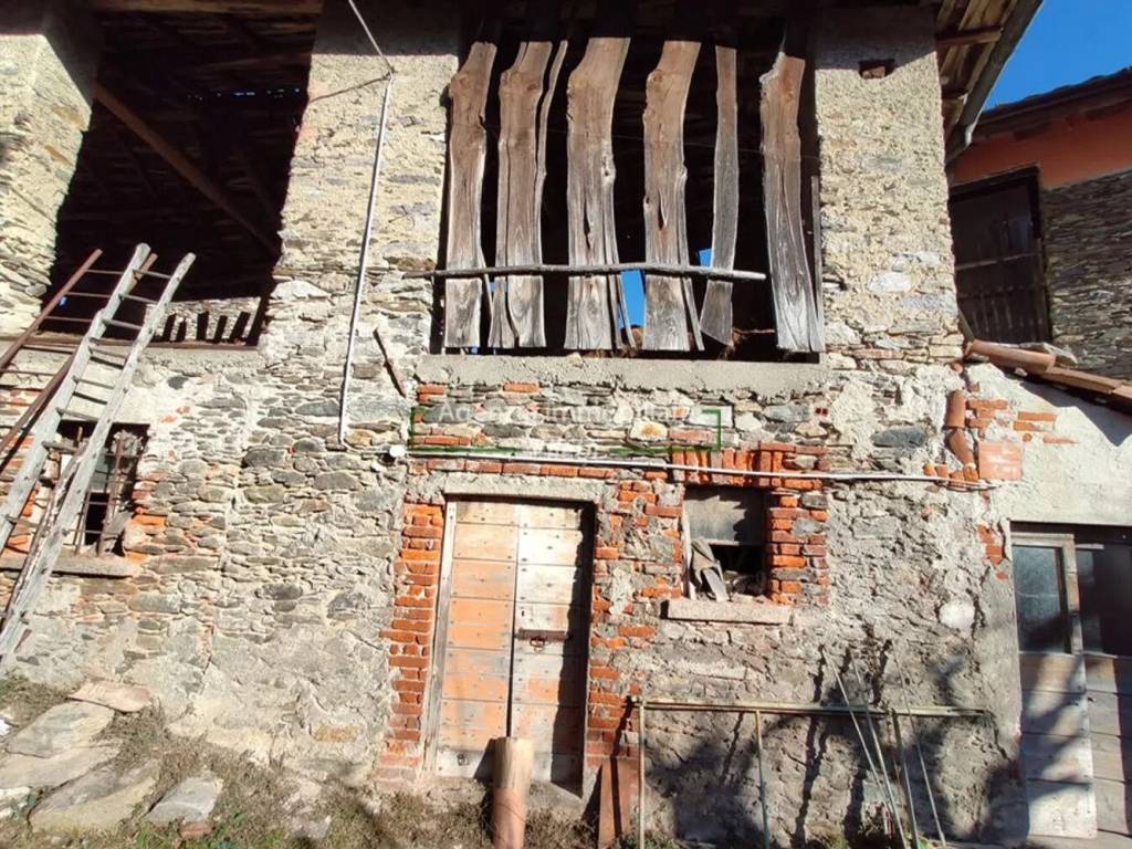 Rustico / casale a Brovello-carpugnino in Via Fontana, 73 - Foto 3