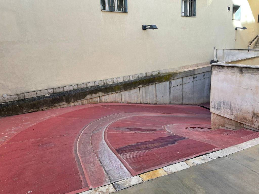 Box / garage a Francavilla fontana in Piazzale Giacomo Matteotti - Foto 3