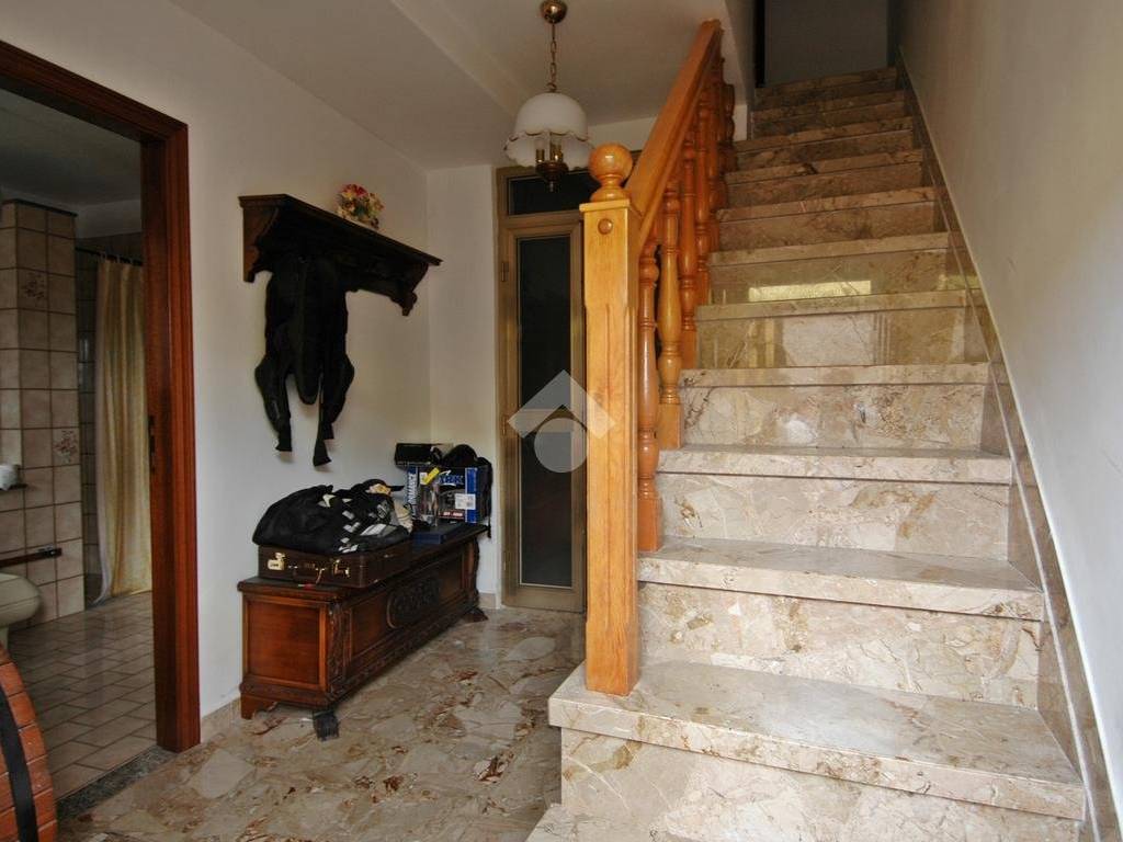 Casa indipendente a Gualdo tadino in Frazione Roveto, 28 - Foto 2