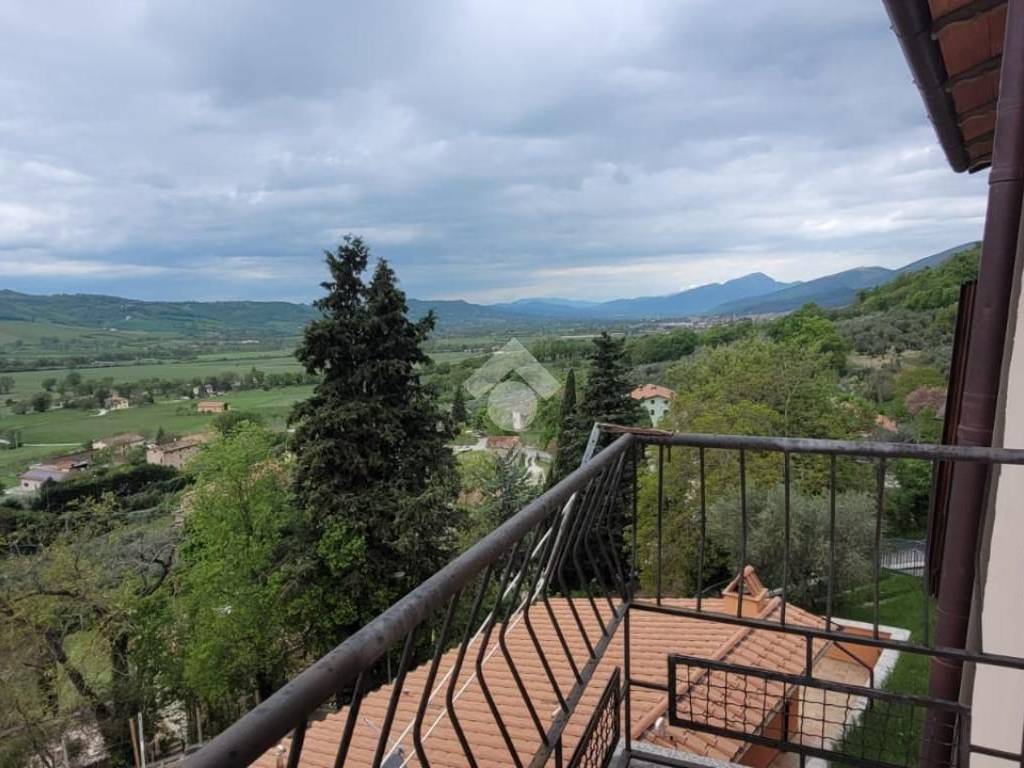 Casa indipendente a Gualdo tadino in Frazione Roveto, 28 - Foto 5