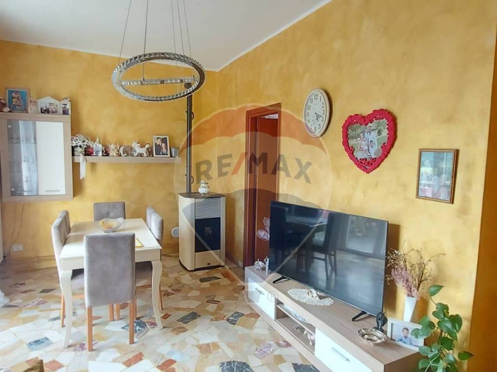 Appartamento a Cuveglio in via per Cavona - Foto 4