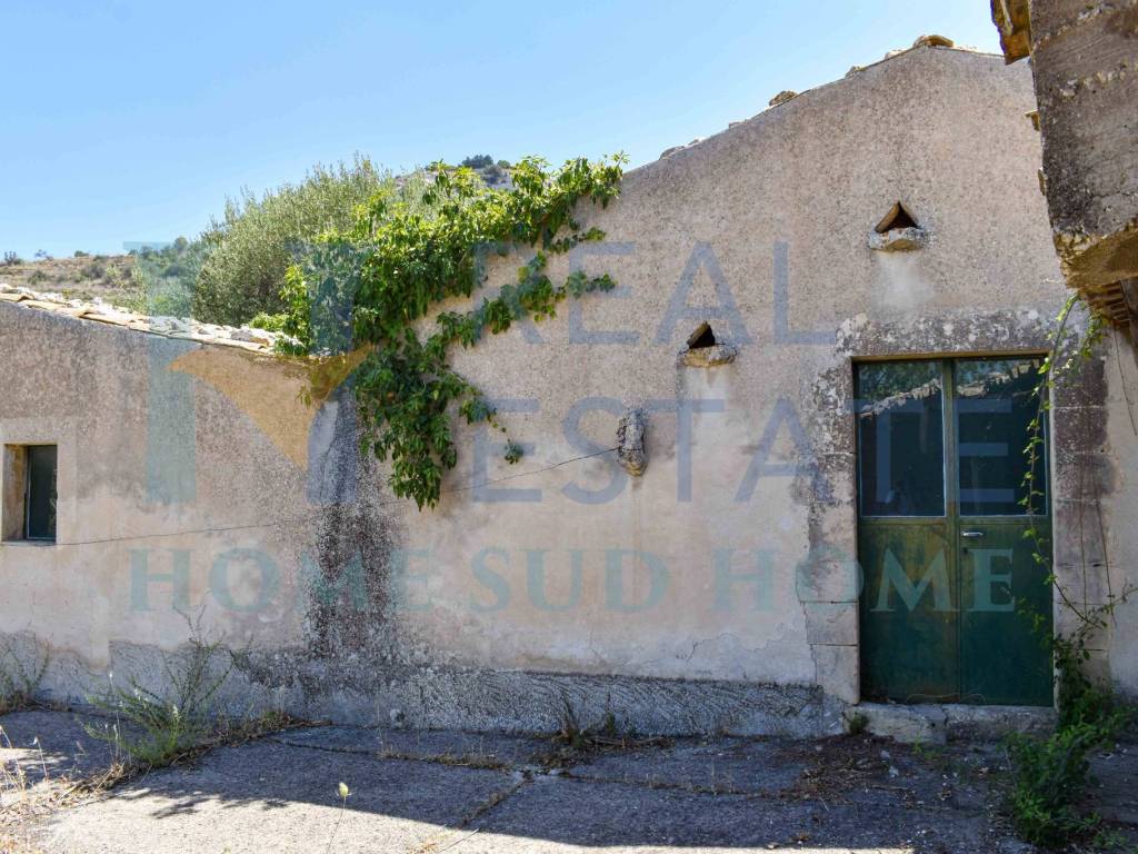 Rustico / casale a Palazzolo acreide in Via Roma - Foto 2