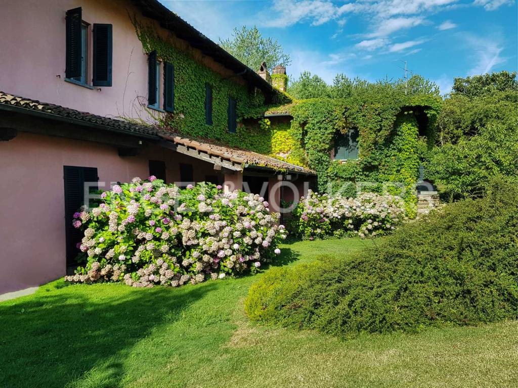 Villa a Casale monferrato in Salita Sant'Anna, 141 - Foto 2