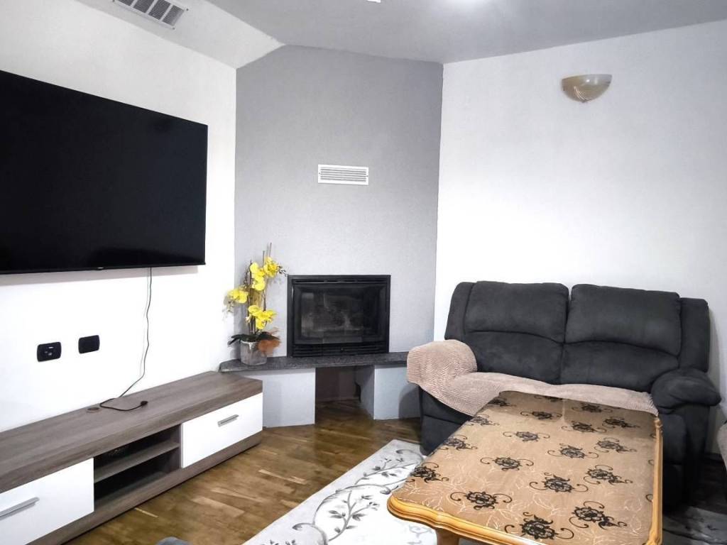 Casa indipendente a Gaglianico in Via Cairoli, 59 - Foto 3