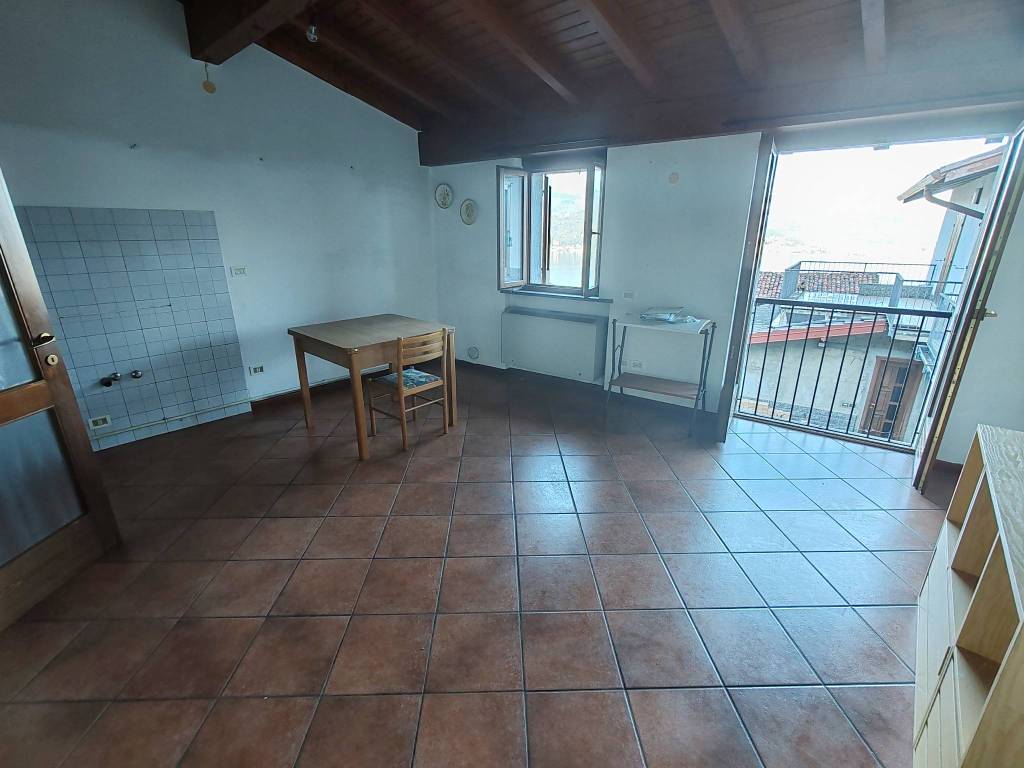 Casa indipendente a Stresa in Via Valeggia - Foto 5