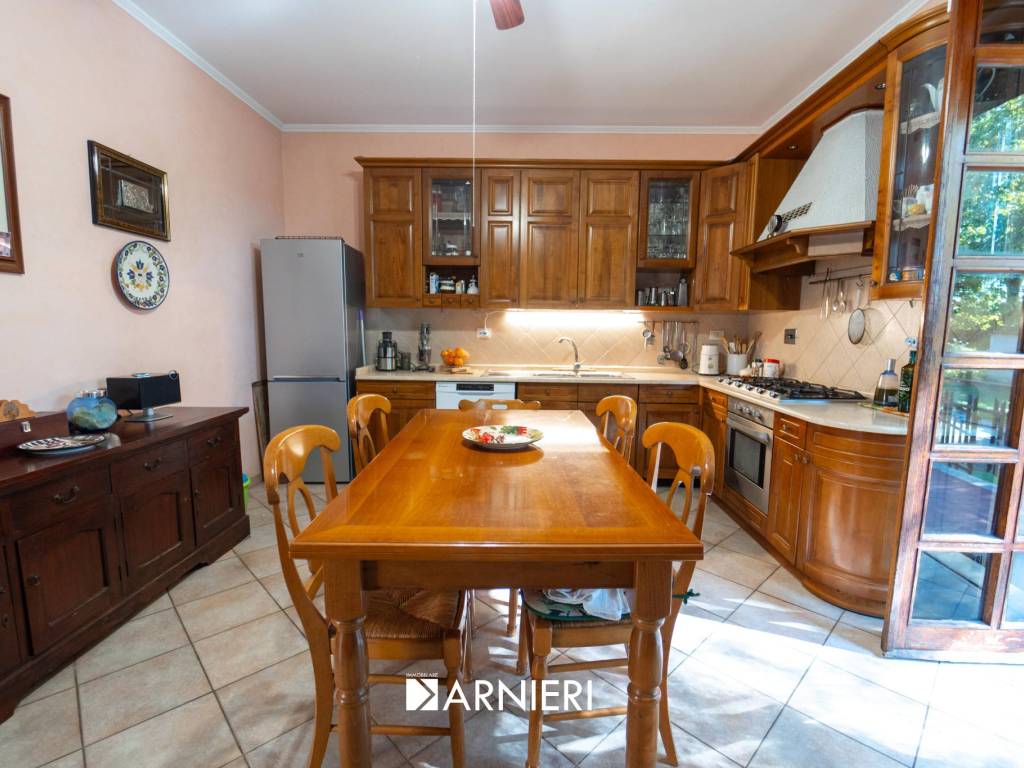 Villa a Cisterna di latina in Via Provinciale Per Latina - Foto 3