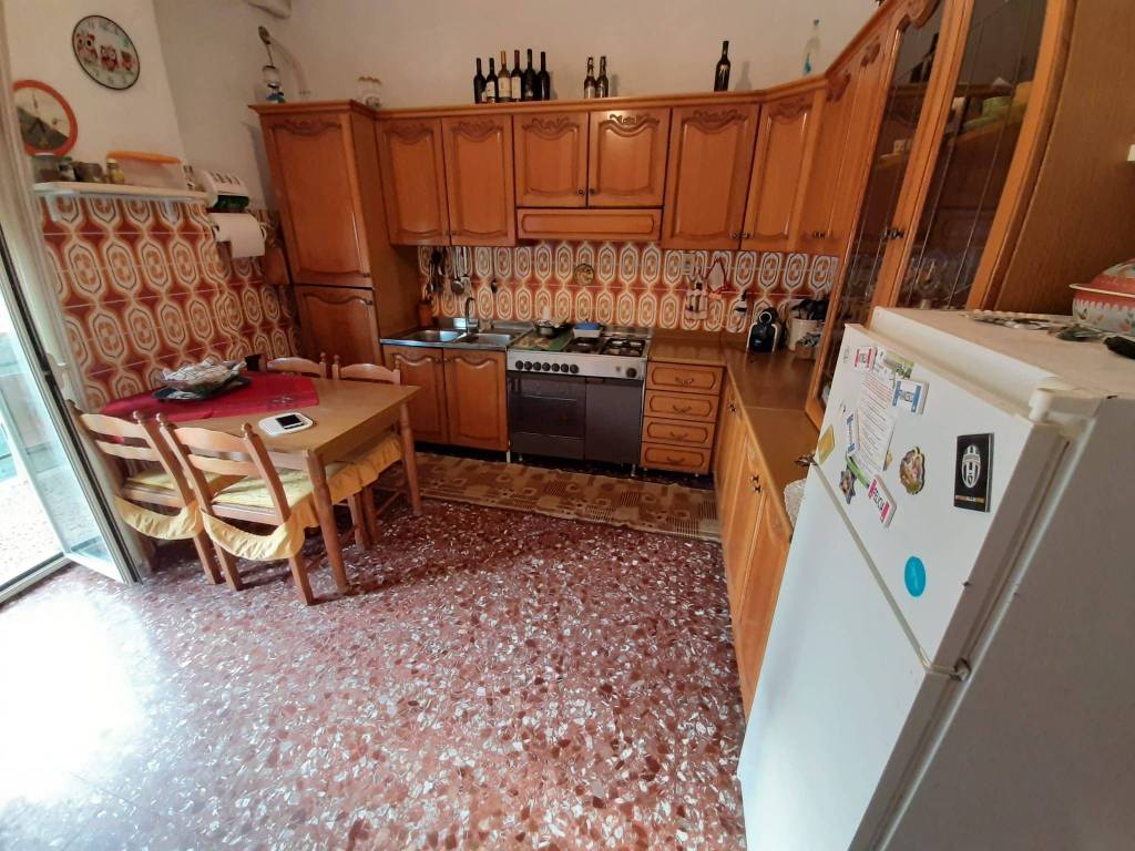 Appartamento a Lamezia terme in Via Tommaso Maria Fusco, 163 - Foto 3