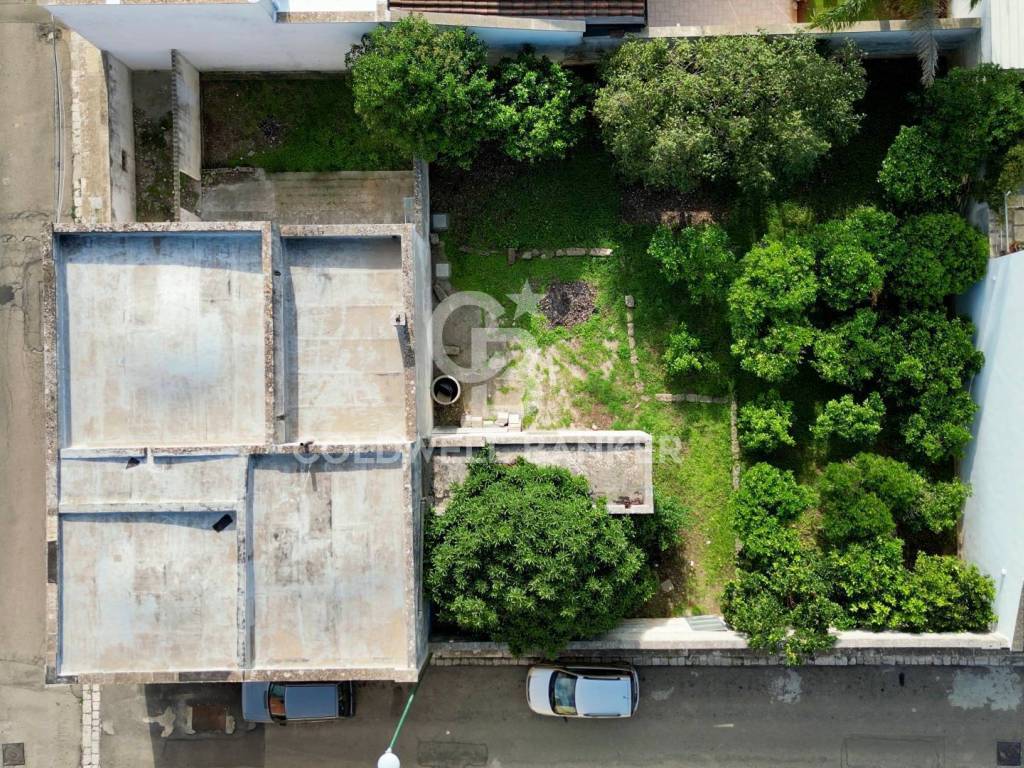 Casa indipendente a Campi salentina in Via XX Settembre - Foto 2