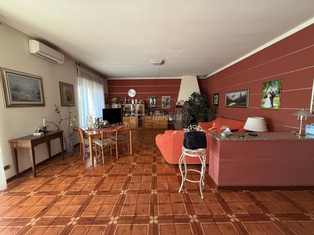 Villa a Vigliano d'asti in Strada Provinciale 3a 66 - Foto 2