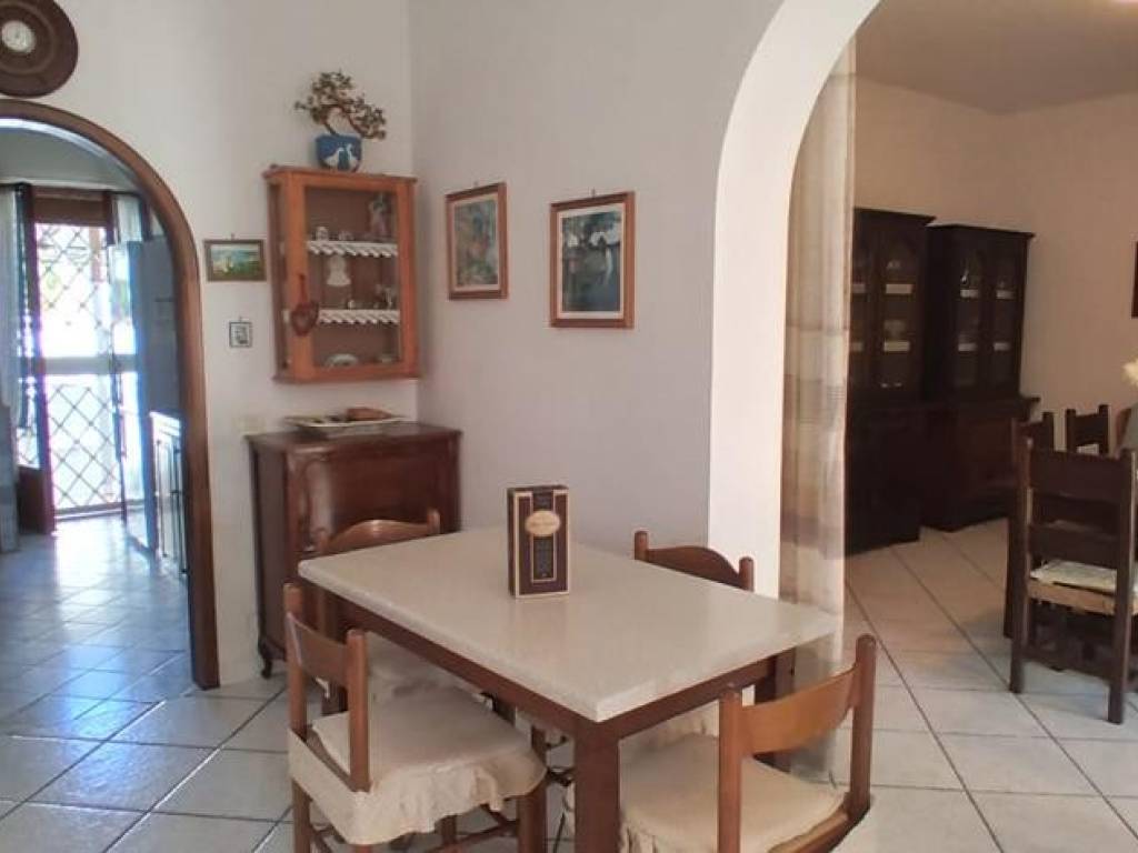 Villa a San felice circeo in Piazzale Alcide De Gasperi - Foto 2