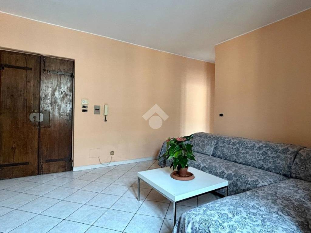 Appartamento a Asti in Via Giosuè Carducci, 32 - Foto 4