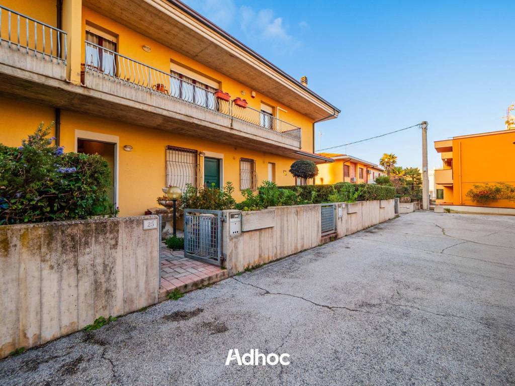 Appartamento a Mondolfo in Via Palermo, 25 - Foto 4