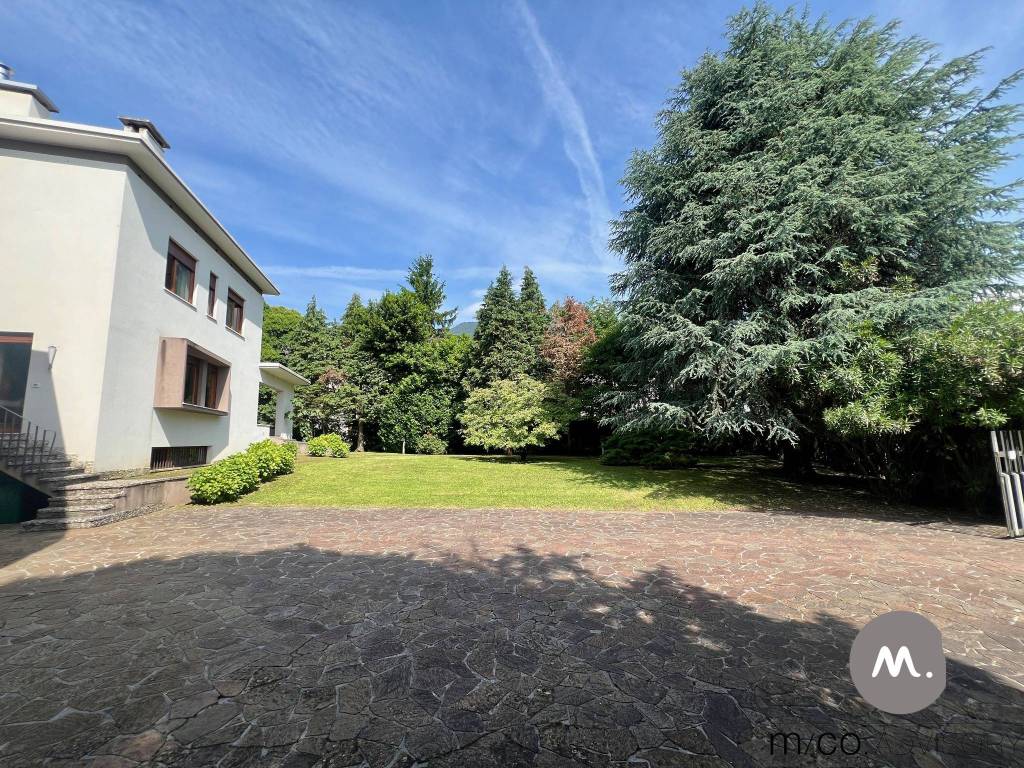 Villa a Maniago in Via Cesare Battisti, 10 - Foto 2