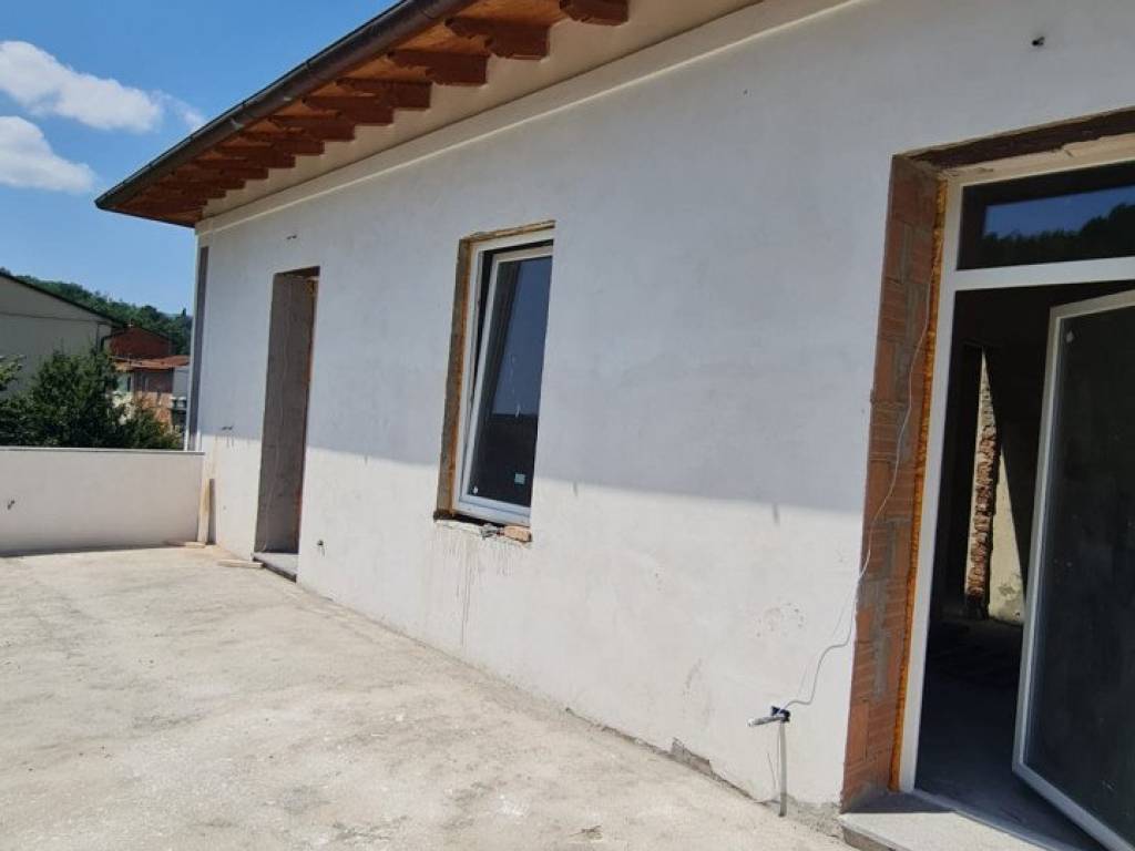 Villa a Montevarchi in Via della Ginestra - Foto 3