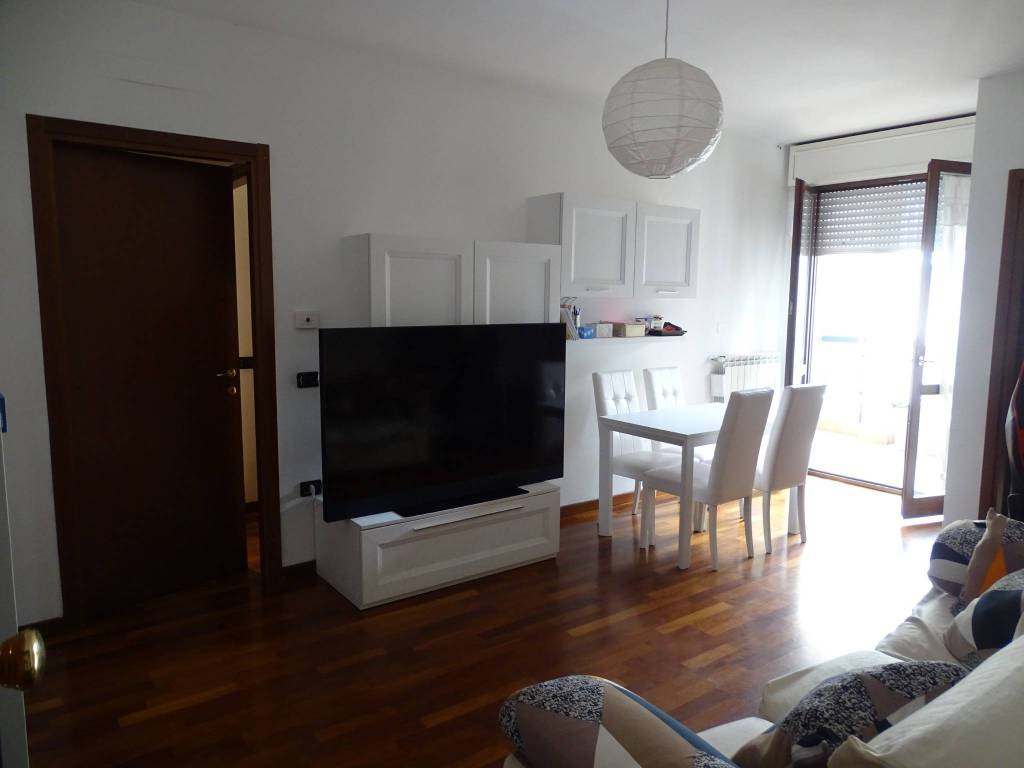 Appartamento a Terni in Via Lucio Libertini - Foto 3