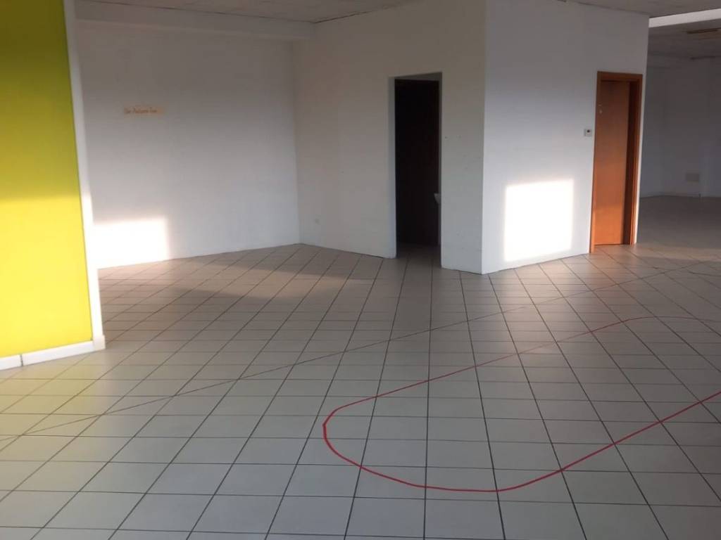 Immobile a Santa maria la longa in Via dei Platani - Foto 5