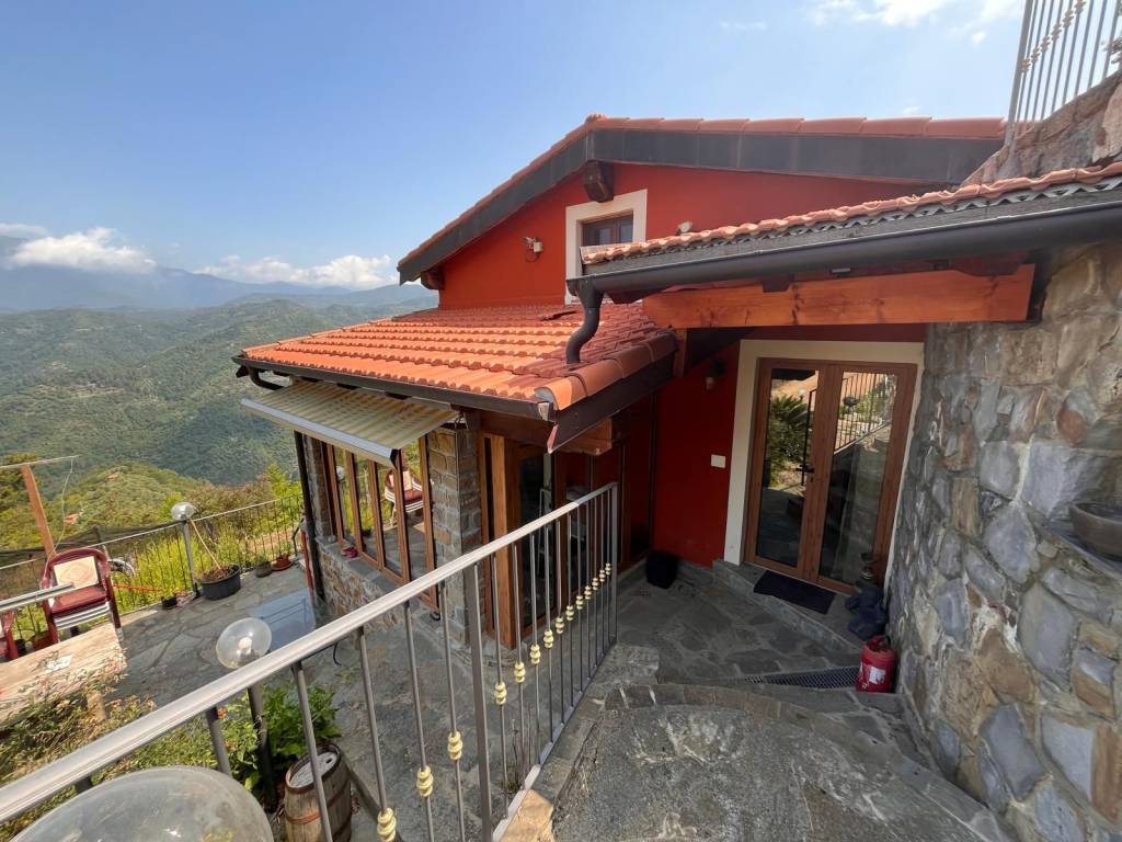 Villa a Perinaldo in Via San Romolo - Foto 2